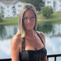 Người dùng Julie O'Bryant